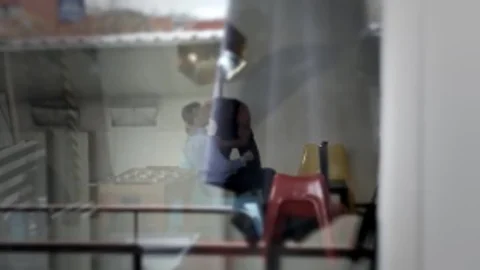 Voyeur - pound