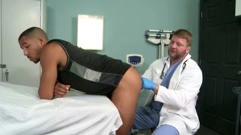 Men Over 30: Big Cock Discovery: Ass Numbness