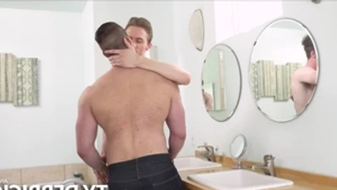 Next Door Buddies - Blake Hunter pounding gay Ty Derrick