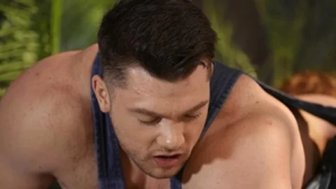DrillMyHole.com: Athletic Collin Simpson face fucking