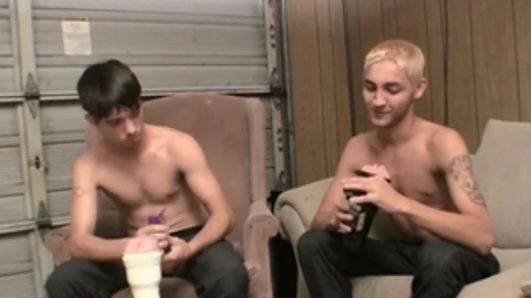 StraightNakedThugs.com - Dakotah Perrie clean sex toys video
