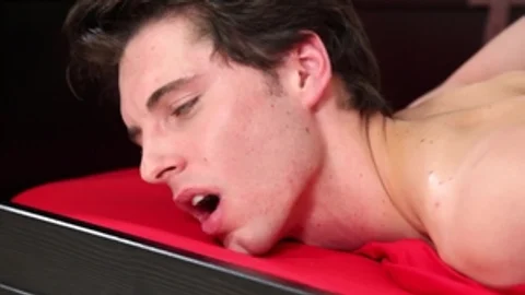 Gulity Confessions of Twink Lovers