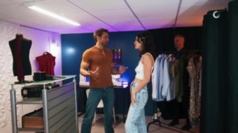 Men: Sneaky Suit Fitting: Anal Reward