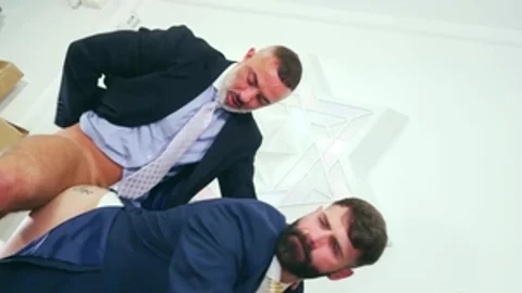 MenatPlay: Dani Robles impressed by uncut cock daddy