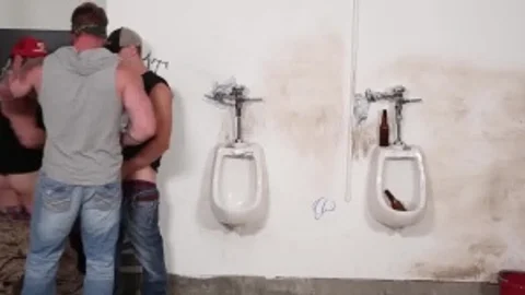 Rednecks - Femdom Scene