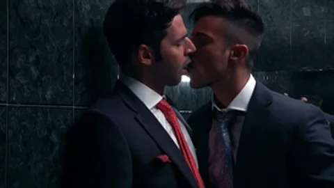 menatplay: Filthy Streak Comes Out to Play