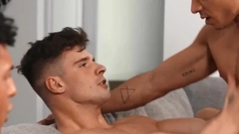 Str8ToGay: Athletic & inked gay voyeur double blowjob indoors