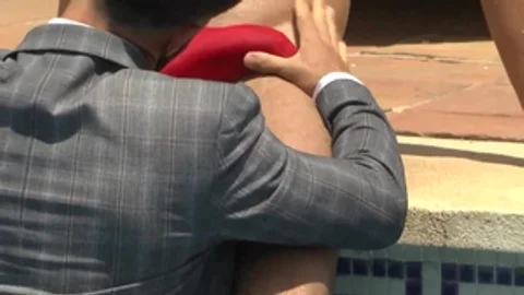 menatplay: Unexpected Wet Experience for Hector