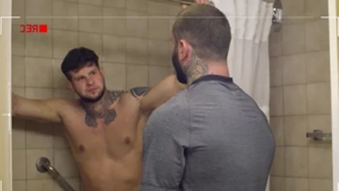 masqulin: Sneaky Surprise: Markus Cums in Andrew