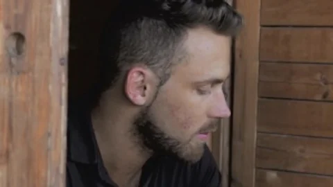 Howl - Colby Keller, Dato Foland pooper Nail