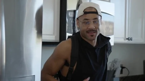 Noir Male: Caucasian Cocks in Action