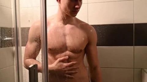 EastBoys.com: Got nailed in shower among perfect amateur