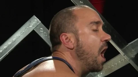 Fisting Central: Hawt slut feels like gaping