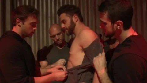 Undercover - Phenix Saint & Tommy Defendi pooper Hump