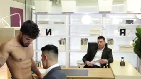 The Boss - Pietro Duarte with Paddy O'Brian ass Hump