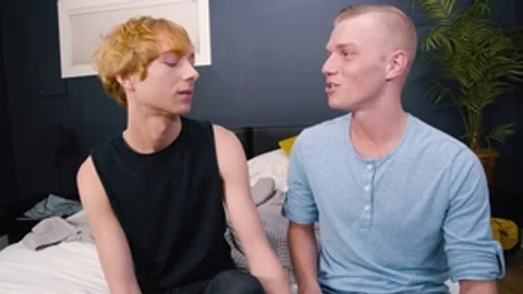 Next Door Twink: Intense Twink Bonding