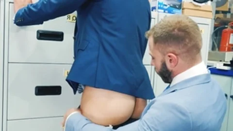 menatplay: Randy Repairmen Raring to Go