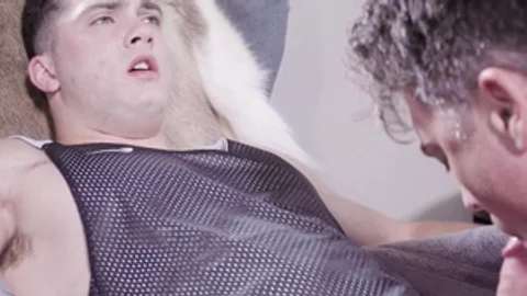 ManUpFilms: Athletic Lance & Lance Hart bareback cock sucking