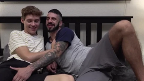Twinkloads: Tongue Romeo Davis in shorts plus Jack Bailey