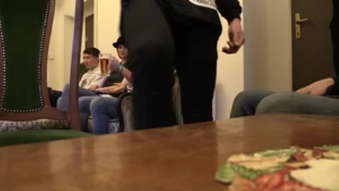 Czech Hunter: Bribing for Twink Action