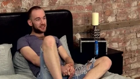 BlakeMason.com: Brown hair Lincoln Gates masturbation